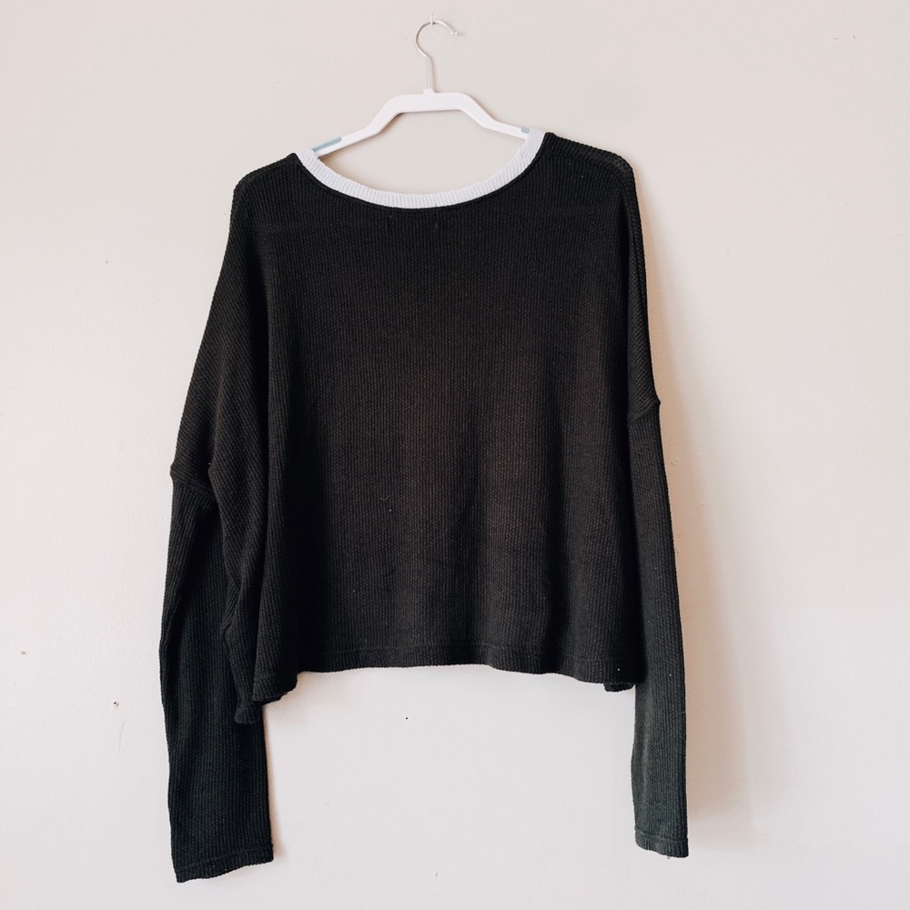 Urban Outfitters Top🌛 - Picture 3 of 3